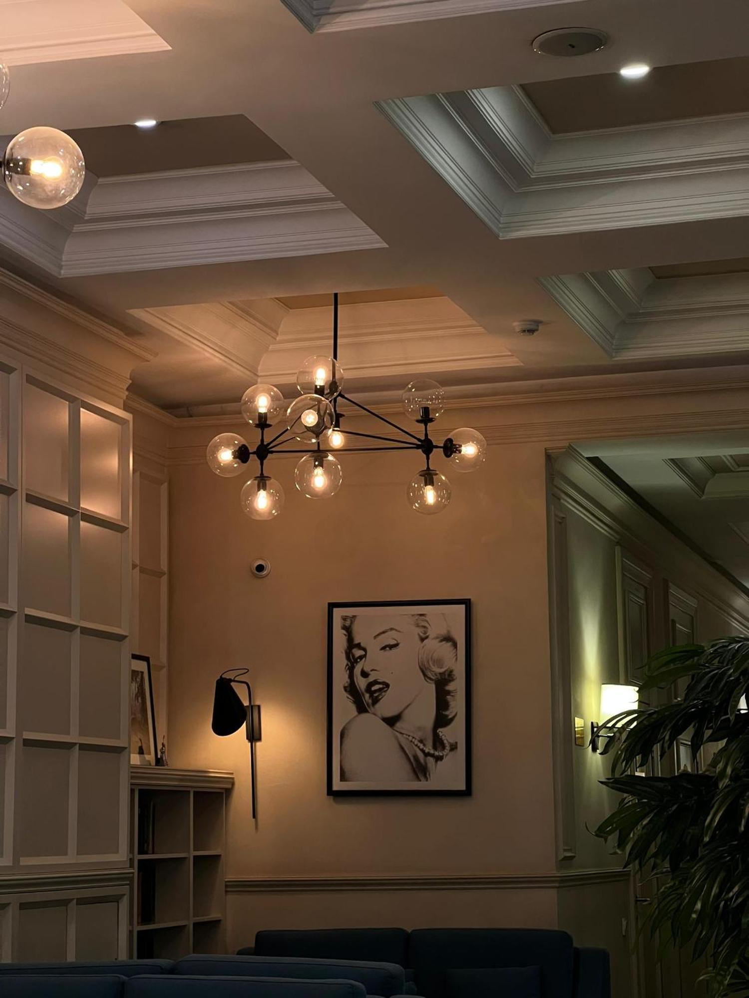 Madison Ave Hotel Μπισκέκ Εξωτερικό φωτογραφία
