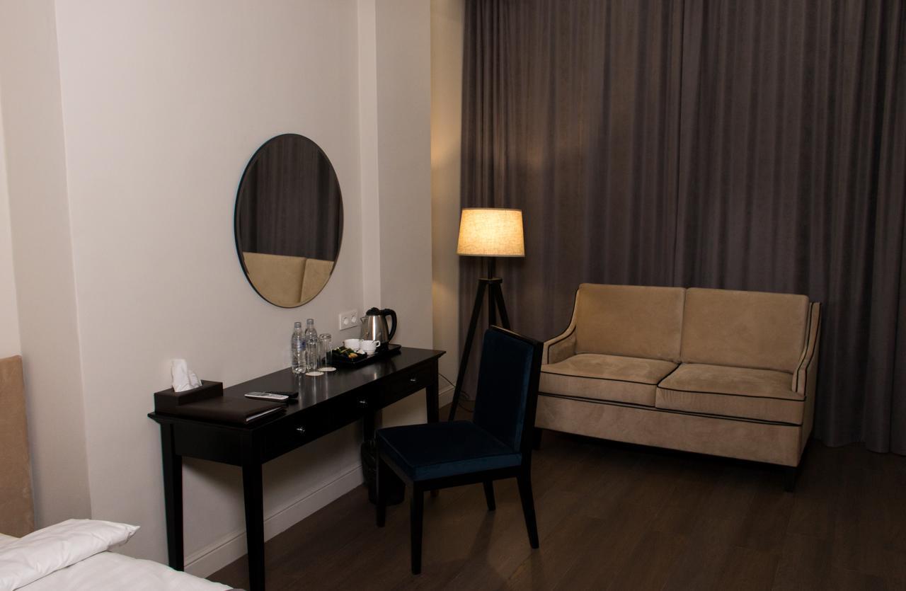 Madison Ave Hotel Μπισκέκ Εξωτερικό φωτογραφία
