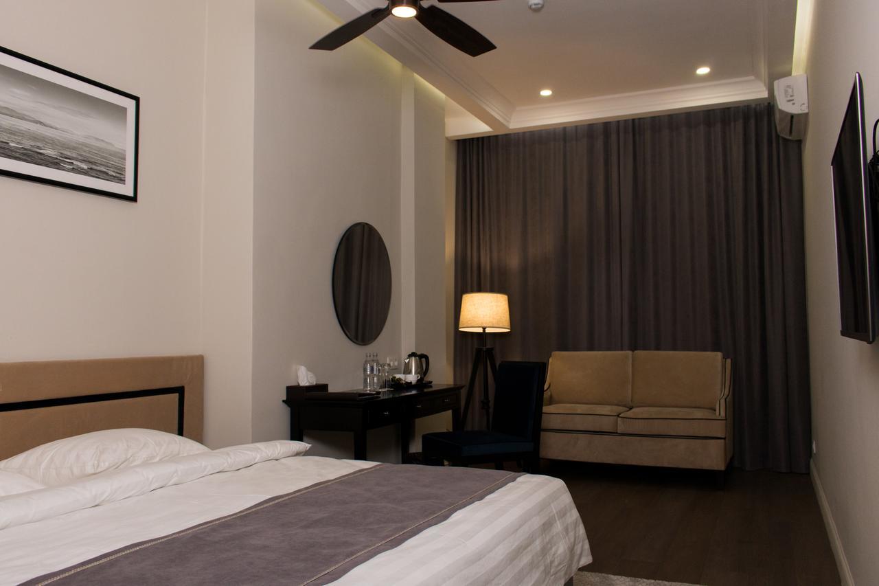 Madison Ave Hotel Μπισκέκ Εξωτερικό φωτογραφία