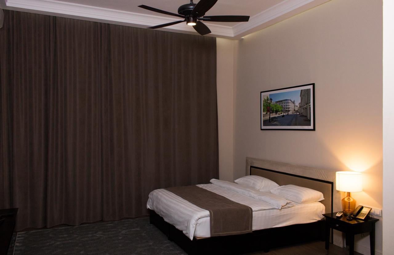 Madison Ave Hotel Μπισκέκ Εξωτερικό φωτογραφία