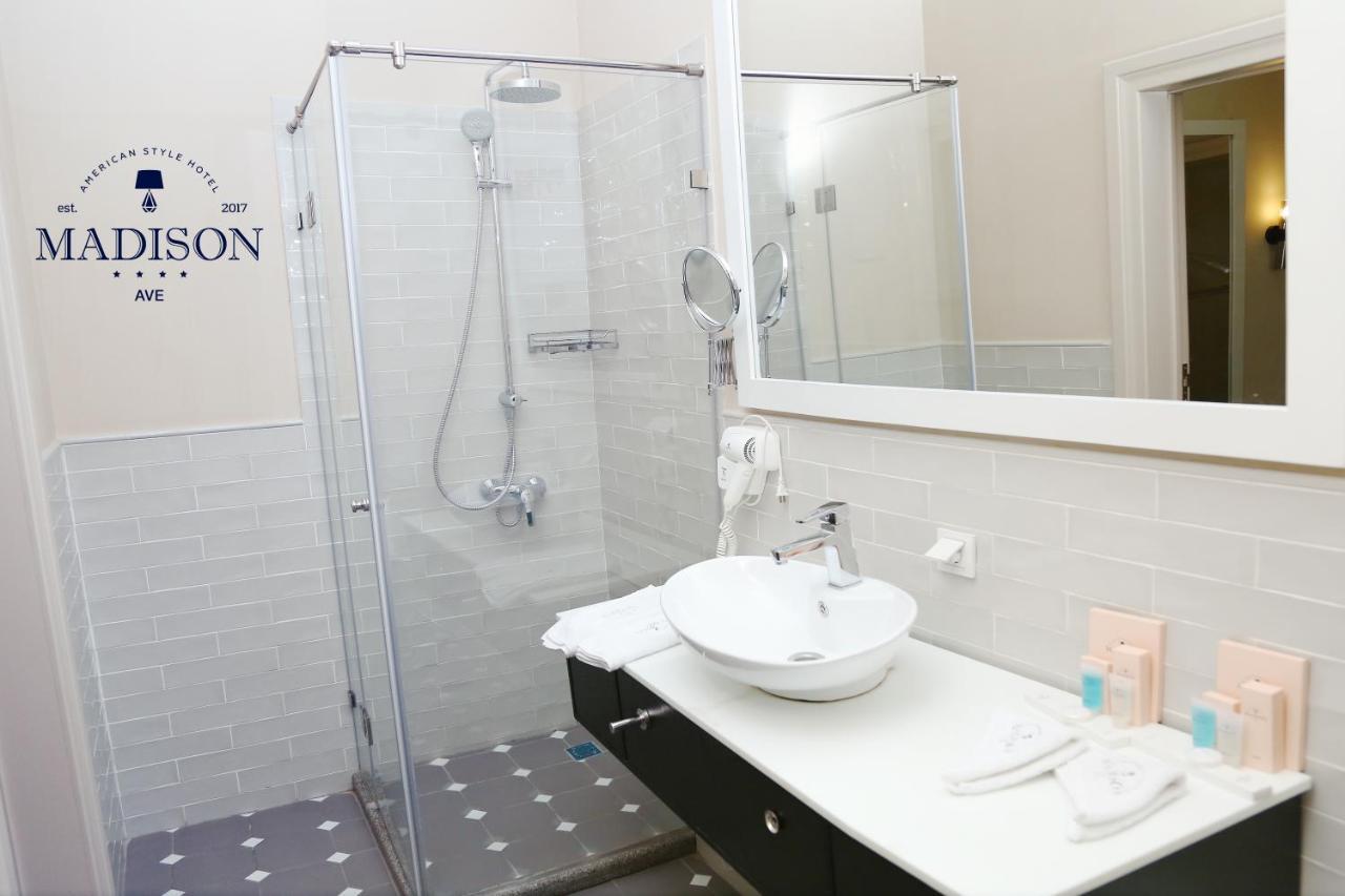 Madison Ave Hotel Μπισκέκ Εξωτερικό φωτογραφία